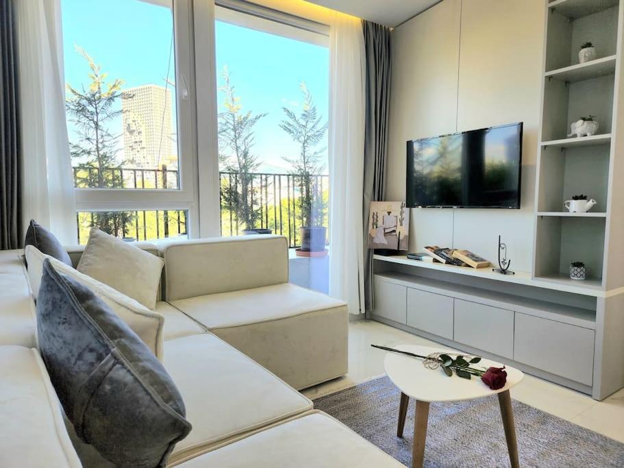 Penthouse With A City View Tirana Exterior foto